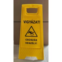 Figyelmeztető tábla magyar nyelvű